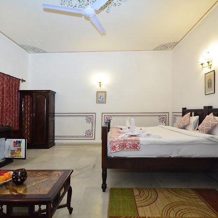 Jaipur Vintage House Bed & Breakfast Bagian luar foto