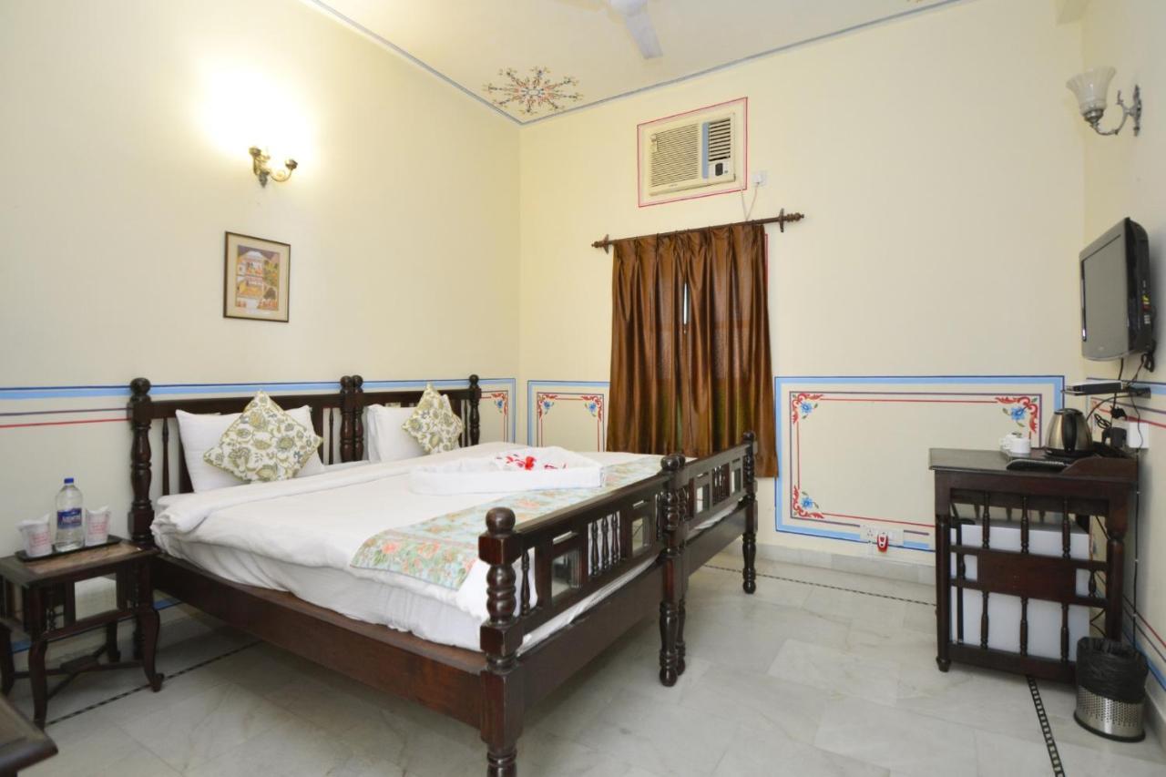 Jaipur Vintage House Bed & Breakfast Bagian luar foto