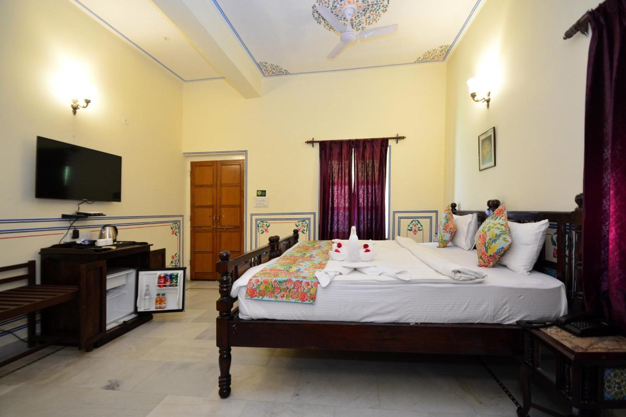 Jaipur Vintage House Bed & Breakfast Bagian luar foto