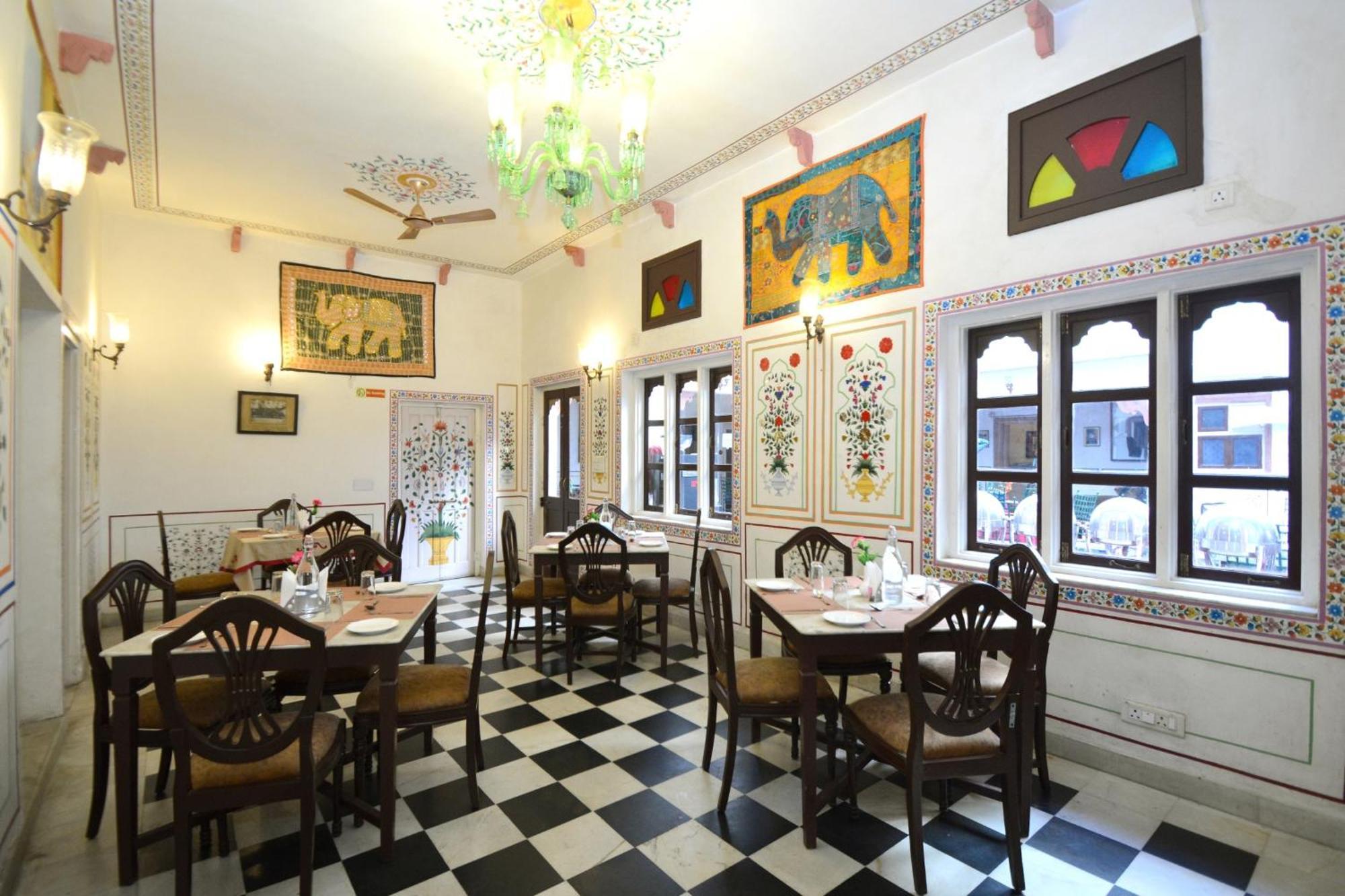 Jaipur Vintage House Bed & Breakfast Bagian luar foto